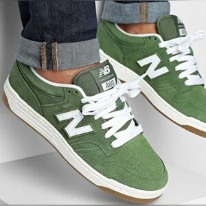 New Balance Men's Olive Green and White Sneakers. Size 10.5. Like New